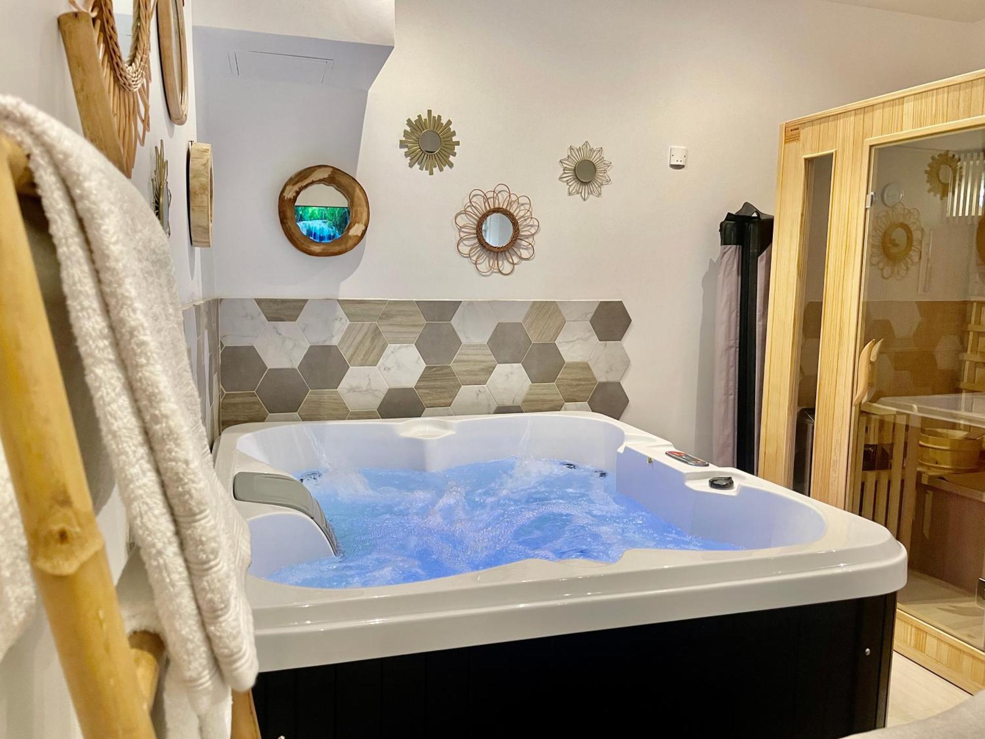 L'Idylle Apartamento LʼIsle-sur-la-Sorgue Exterior foto